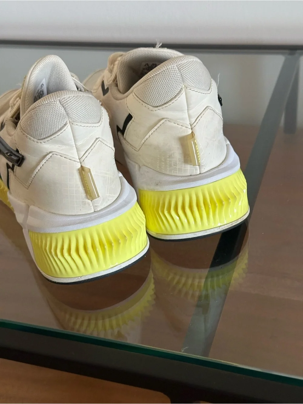 Puma First Mile x Women’s Provoke XT Eggnog Soft Fluo Yellow Training Size 7